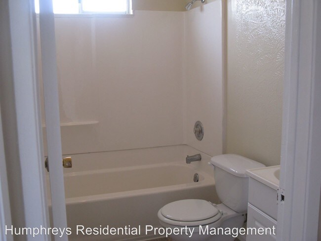 Building Photo - 3432 Madison Ave