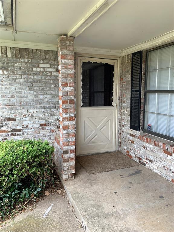 Building Photo - 1502 Blackwell Dr