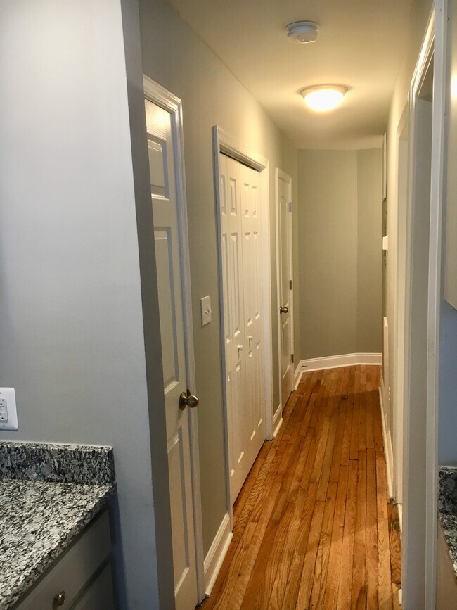 Foto del edificio - 34 E Preston St