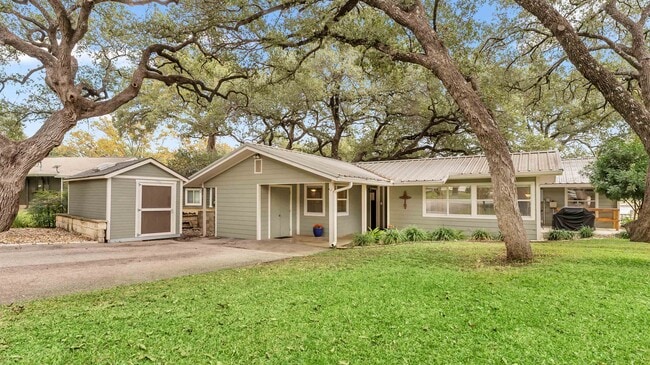 Building Photo - 207 Elm Lodge Dr