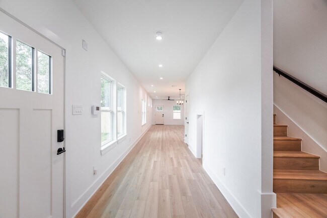 Foto del edificio - 7903 Sunnyhill St