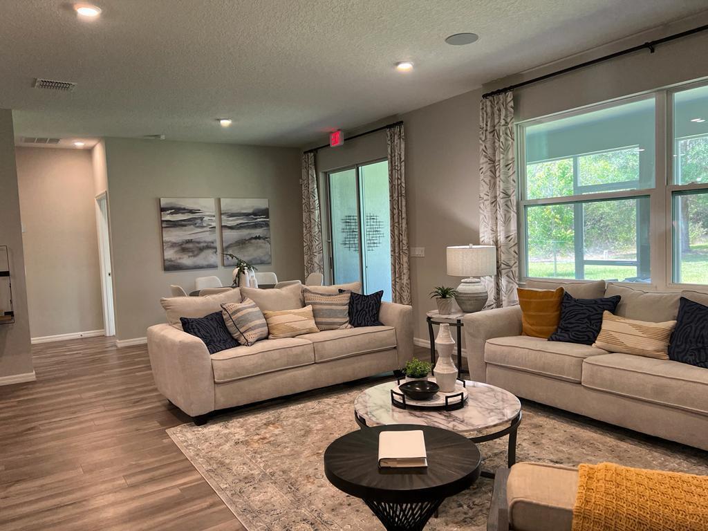 Foto principal - 813 SW McCoy Ave