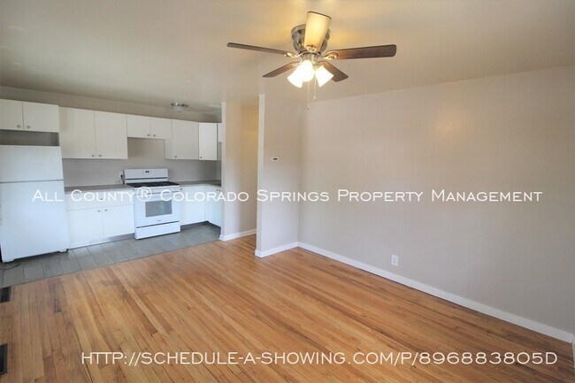 Building Photo - 1707 Metzler Pl