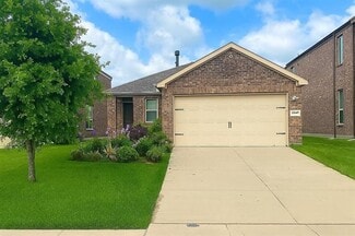 Building Photo - 7505 Paramount Dr