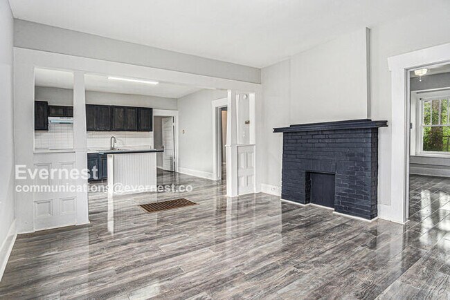 Foto del edificio - 1309 Woodland Ave SW