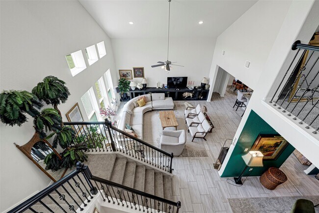 Foto del edificio - 2202 Brambling Ln