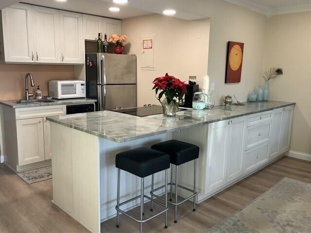 Foto del edificio - 801 NE 18th Ct