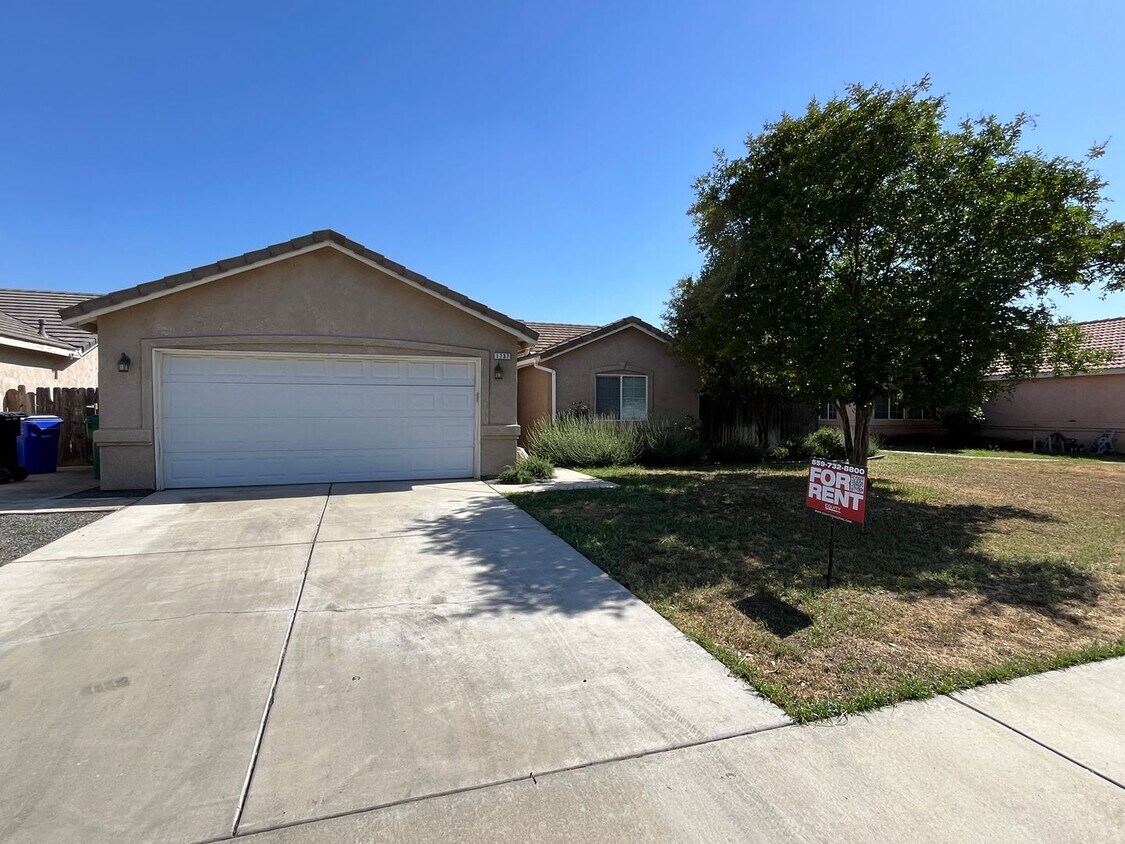 Foto principal - Wonderful Porterville Home Coming Soon!