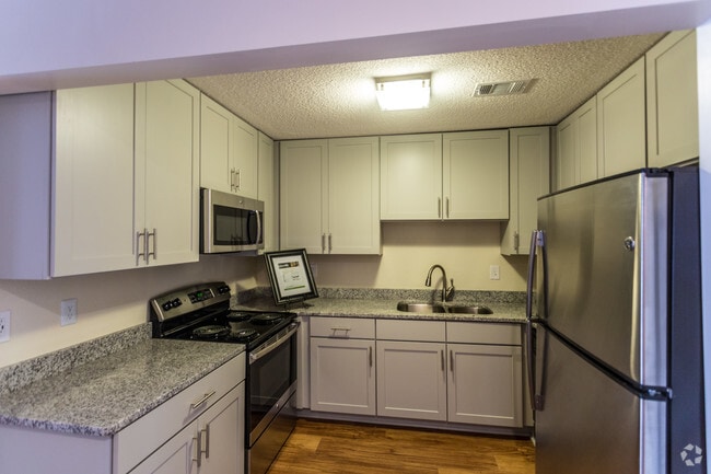 Interior Photo - Hillmeade