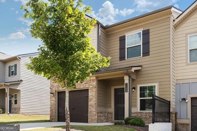 Foto del edificio - 7122 Chara Ln