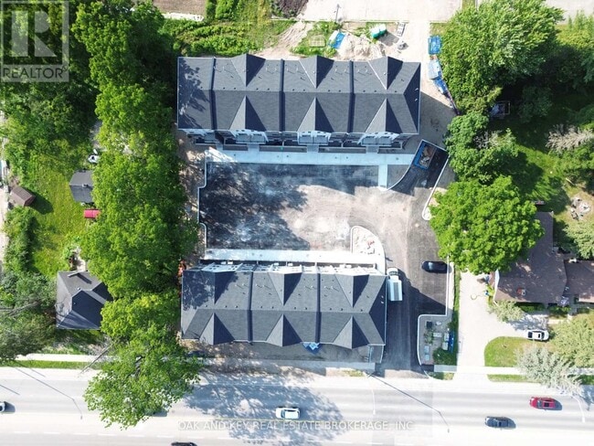 Building Photo - 1208 Fanshawe Park Rd E