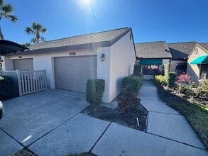 Building Photo - 5924 Clubside Dr