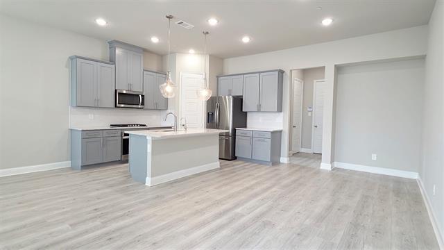 Foto del edificio - 12976 Rockham Ln