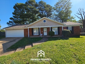 Building Photo - 3626 Firethorne Dr