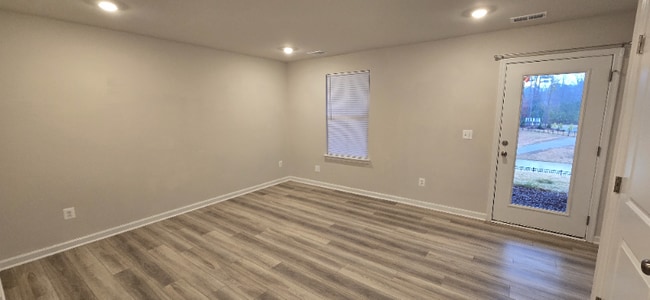 Building Photo - 8753 Whitman Dr