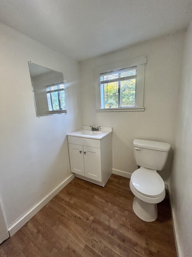 Foto del edificio - 1404 Callahan St
