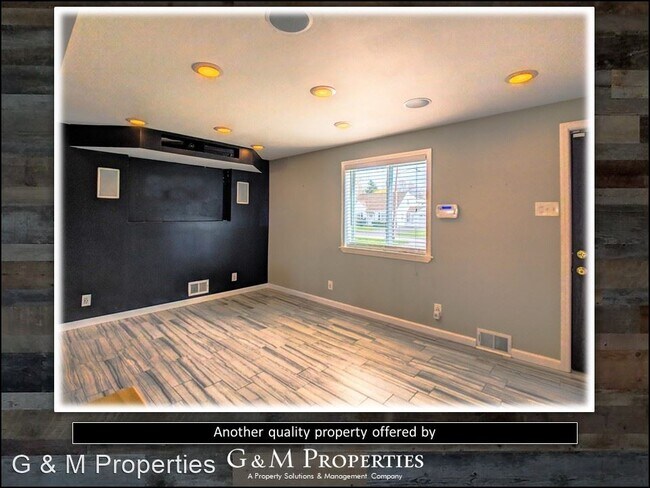 Building Photo - 4 br, 1 bath House - 42 Milford St.