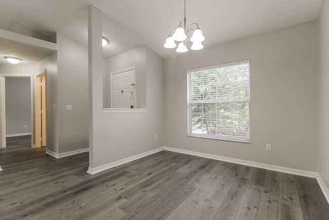 Building Photo - 10600 Crescendo Loop
