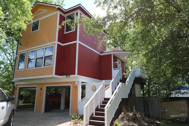 Building Photo - 3135 Weatherford St