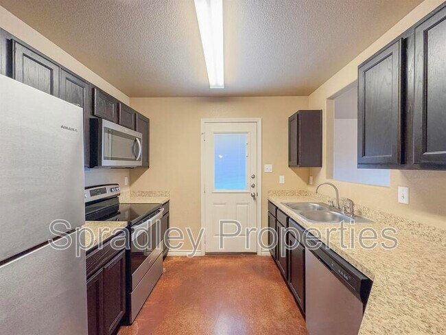 Foto del edificio - 1561 Brady Way