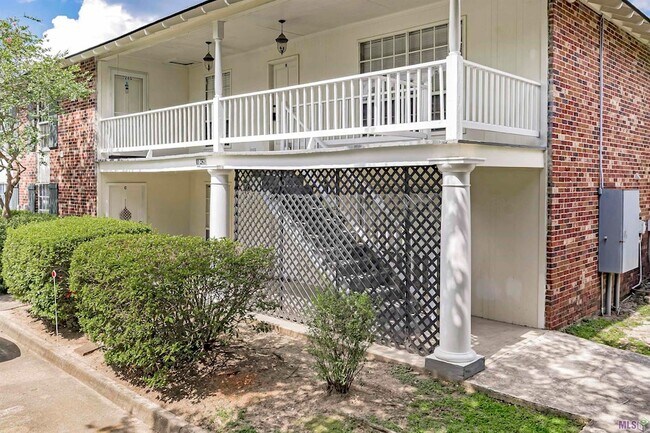 Foto del edificio - 10426 Jefferson Hwy