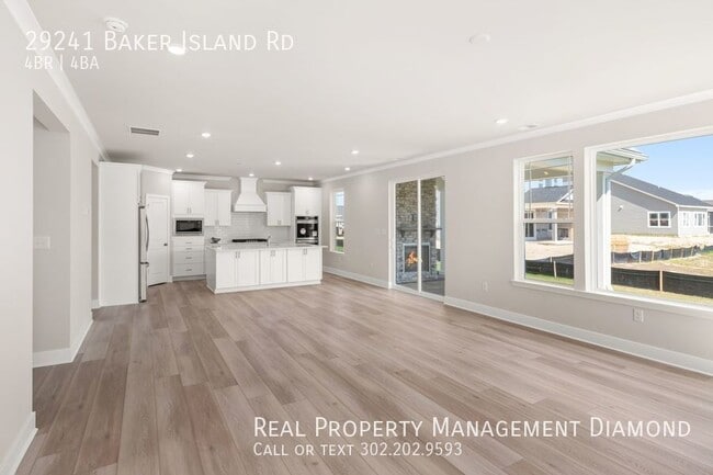 Foto del edificio - 29241 Baker Island Rd