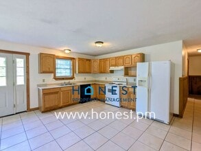Building Photo - 22 Pleasant Hill Dr
