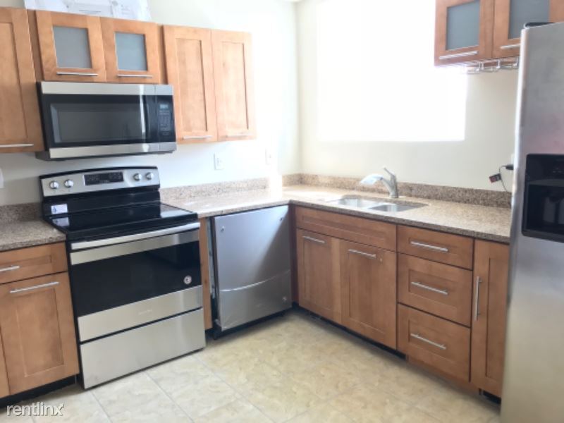 Primary Photo - 205 N 16th St