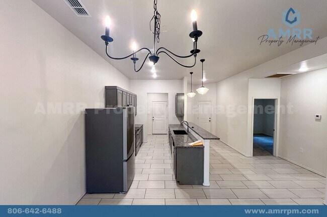 Foto del edificio - Luxury 2 Bedroom Townhome Available PRELEASE