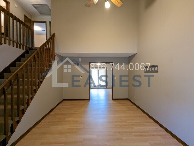 Foto del edificio - 609 SE Bayberry Ln