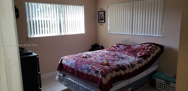 Foto del edificio - 223 SW 9th St