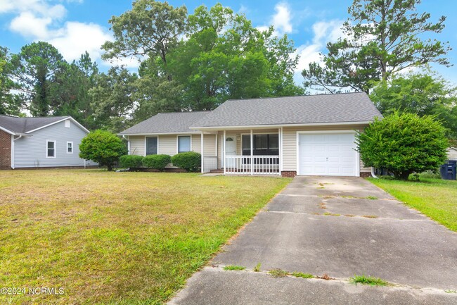 Building Photo - 1107 Massey Ct