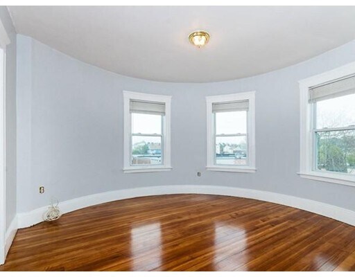 Building Photo - 15 Faulkner St