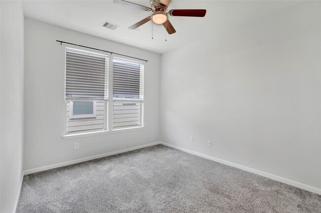 Building Photo - 10514 Kentington Oak Dr