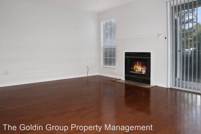 Building Photo - 2 br, 2 bath House - 118 Granville Ct #118