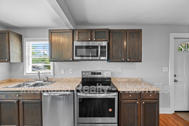 Foto del edificio - 2405 Eden St