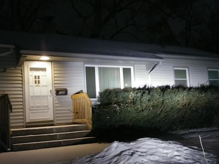 Primary Photo - 122 South Seymour Avenue, Mundelein, IL