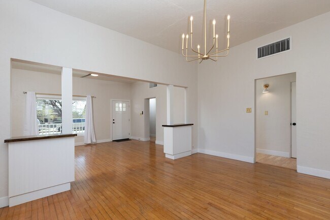 Building Photo - AMAZING HISTORIC DISTRICT TRI-PLEX