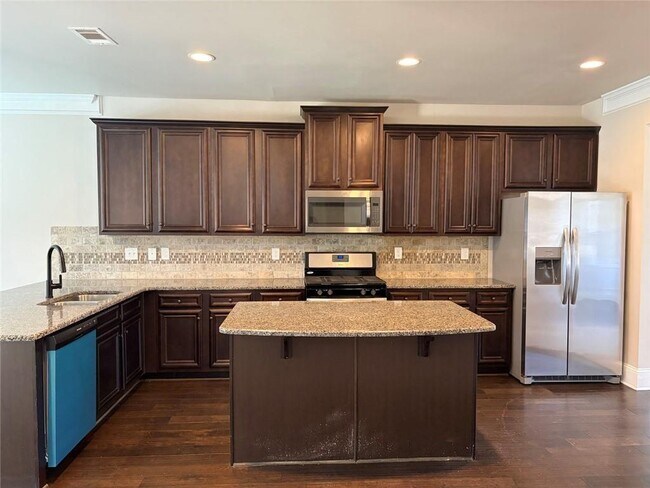 Foto del edificio - 410 Live Oak Pass