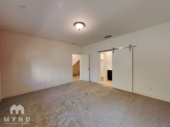 Building Photo - 1007 Ice Cream Ln