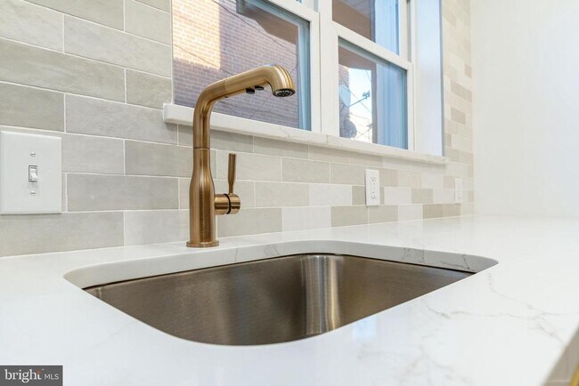 Foto del edificio - 2563 E Elkhart St