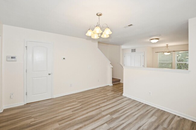 Foto del edificio - 1025 Rook Rd