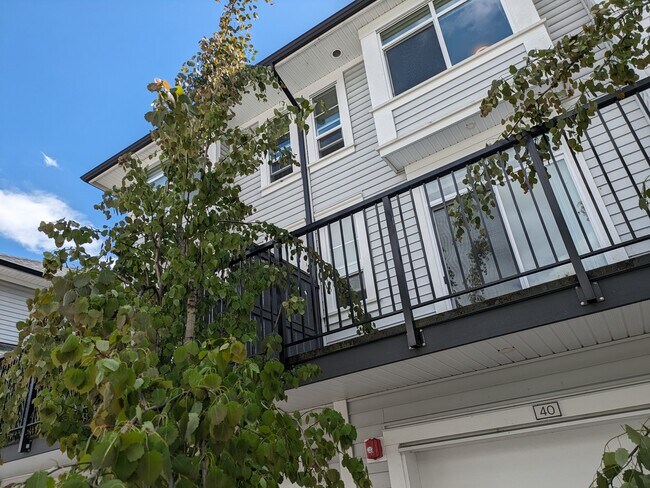 Building Photo - 19696 Hammond Rd