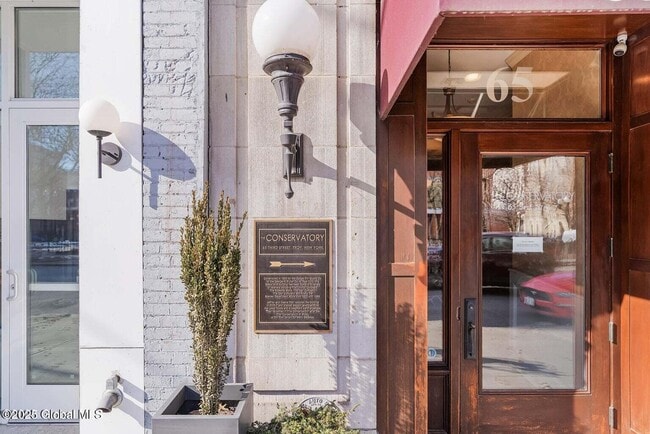 Building Photo - 65 3rd St