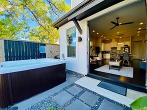 Building Photo - 4205 Cline St