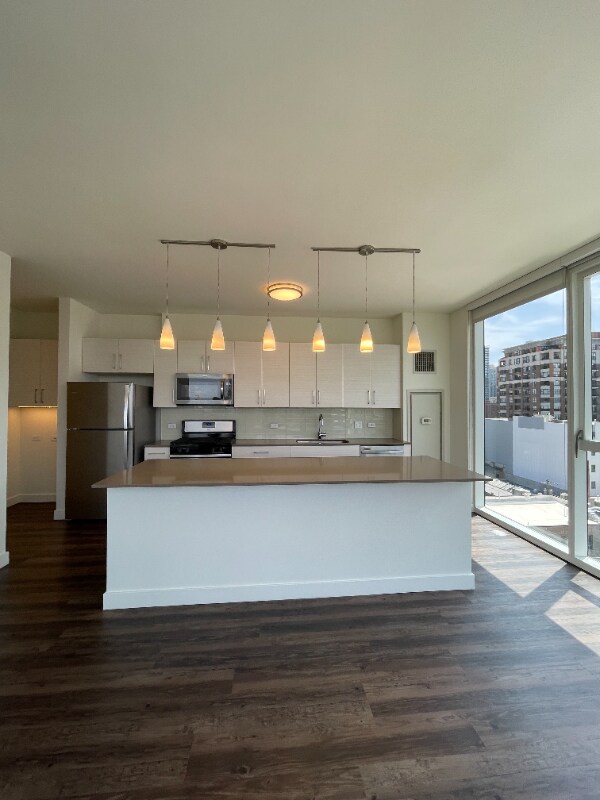 Foto del edificio - 905 N Orleans St