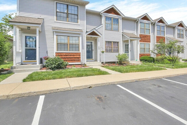Building Photo - 908 Charnwood Ln