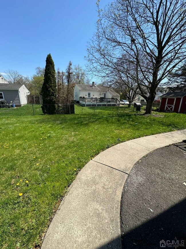 Foto del edificio - 16 Dayton Ave