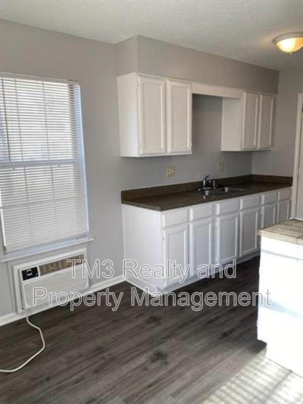 Foto del edificio - 1606 E Kansas City Rd