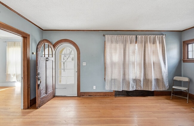 Building Photo - 4709 Shirley St